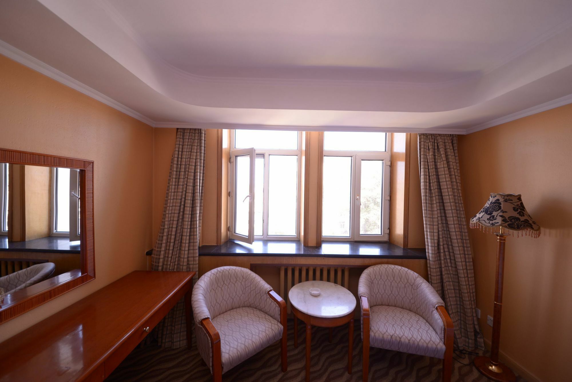 Harbin Bremen Train Station Hotel Exterior photo